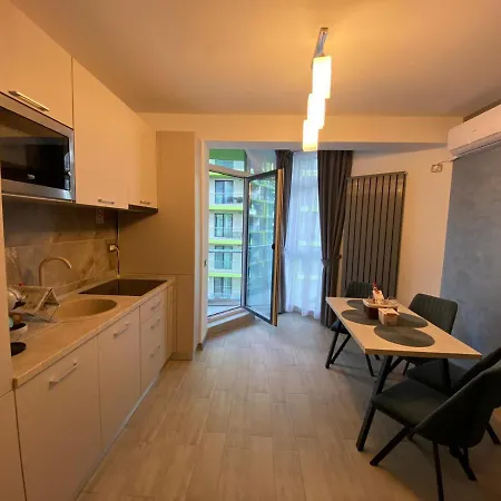 Daire Ama - Complex Alezzi - Mamaia Nord Navodari